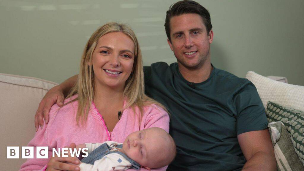 Woman has pioneering womb surgery to fix 'miracle' baby with intestines outside its body