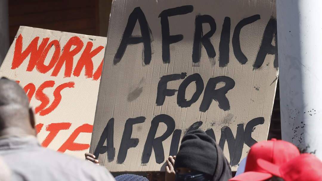 Nigeria plans to bring citizens home amid xenophobic and anti-migrant violence in SA