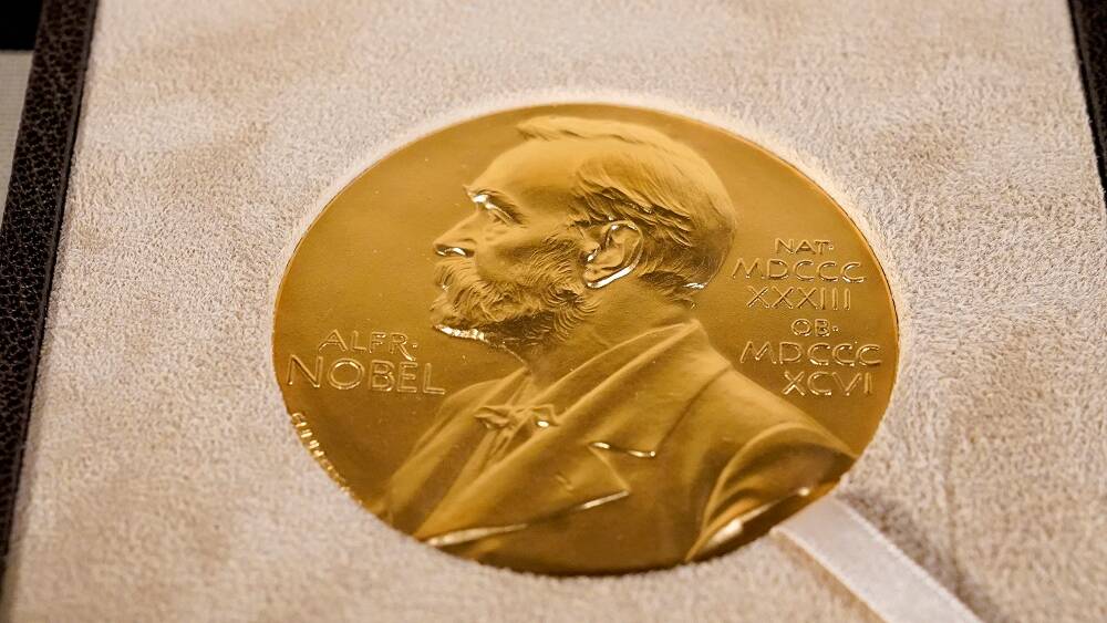 US, German scientists win Nobel medicine prize for optogenetics