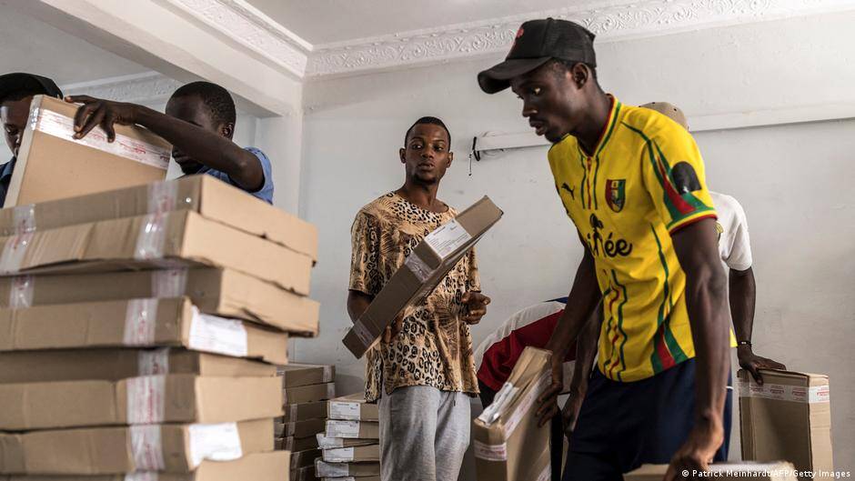 Guinea junta leader Doumbouya expected to win election