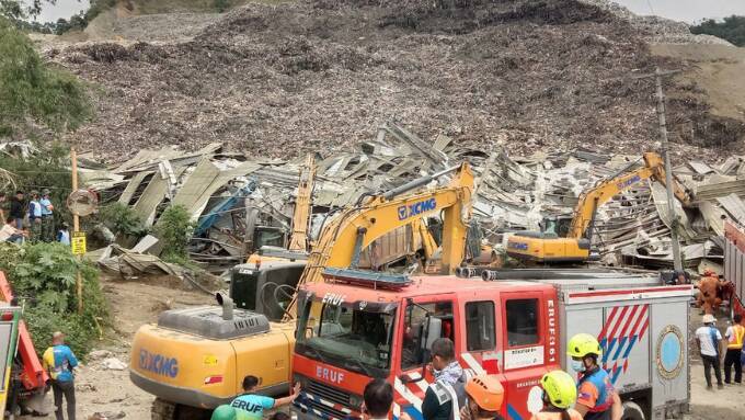 One dead, 38 missing after Philippine dump site collapse