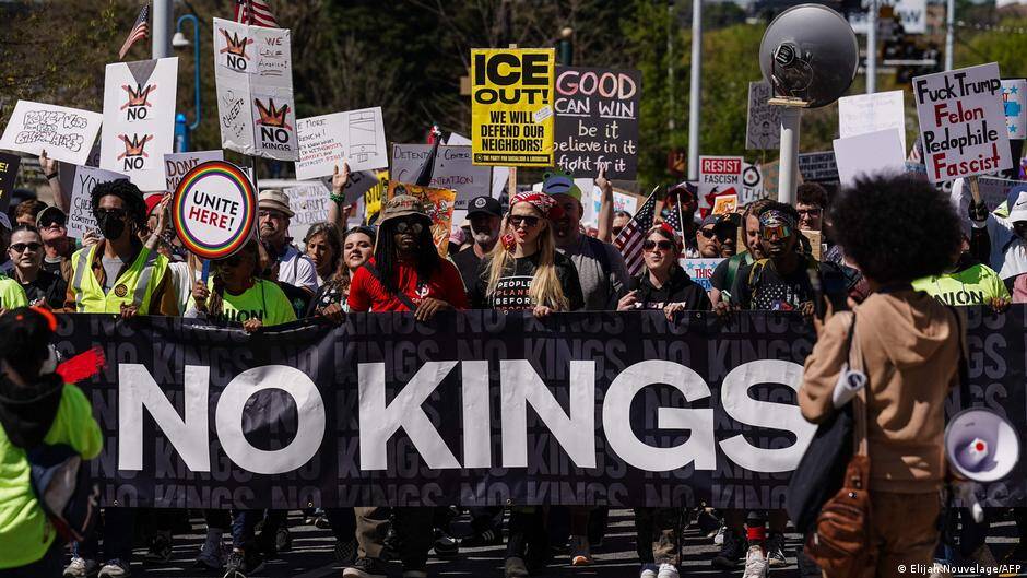 'No Kings' protests &mdash; Trump critics rally across the US