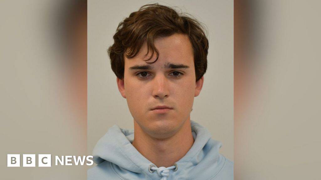 Man jailed for Starmer-linked arson attacks is deported