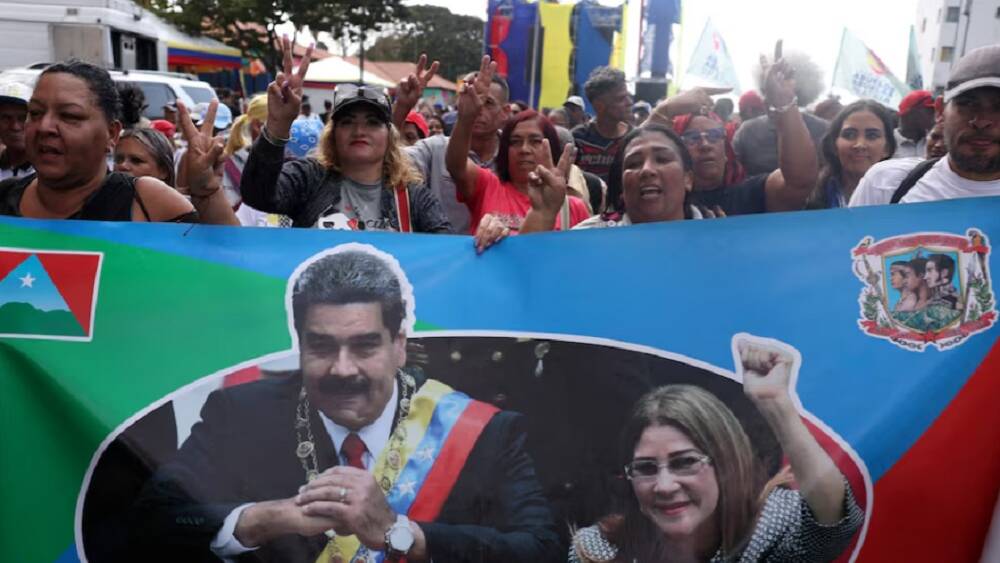 Nicol&aacute;s Maduro, wife face new criminal charges