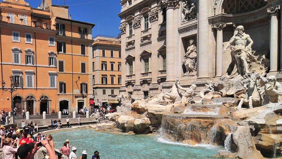 Rome starts charging for Trevi Fountain selfies: Here's how much
