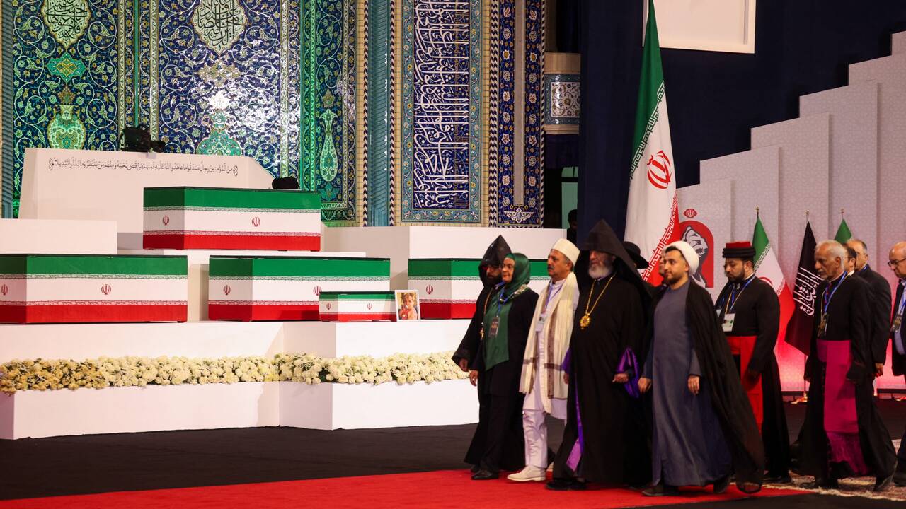 Why some Iranians are not attending supreme leader Khamenei&rsquo;s funeral