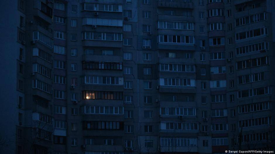 Thousands of locals have left Kyiv amid blackouts