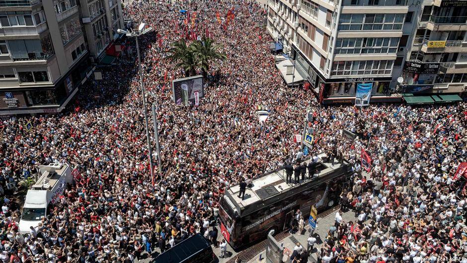 Turkey: Leadership dispute engulfs opposition CHP