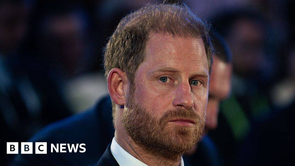 Harry reconsiders bringing Meghan and children on UK trip