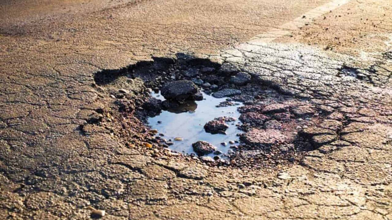 Potholes to be fixed in these Joburg areas from next week