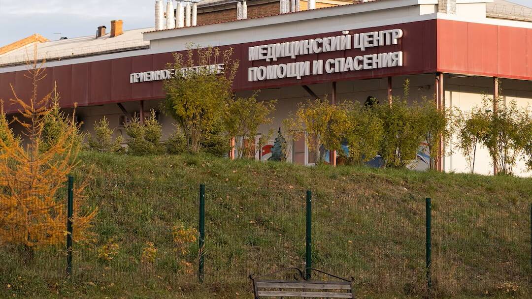 Dozens quarantined in Siberia after plague institute lab worker dies