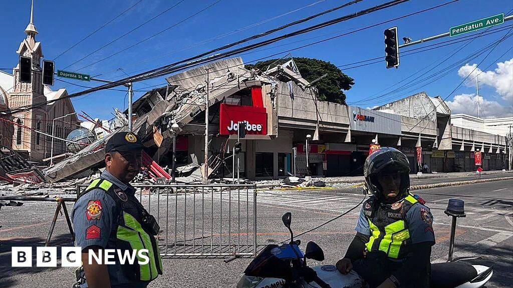 Philippines: 19 dead after earthquake off Mindanao coast