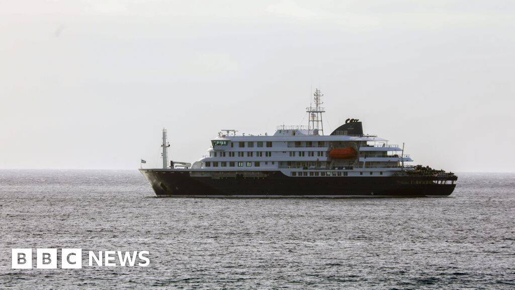 Cruise ship with hantavirus outbreak to sail to Canary Islands