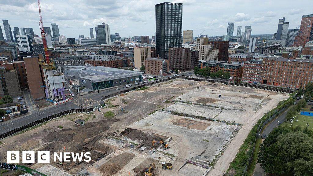Whitehall officials offered move to No 10 North in Manchester