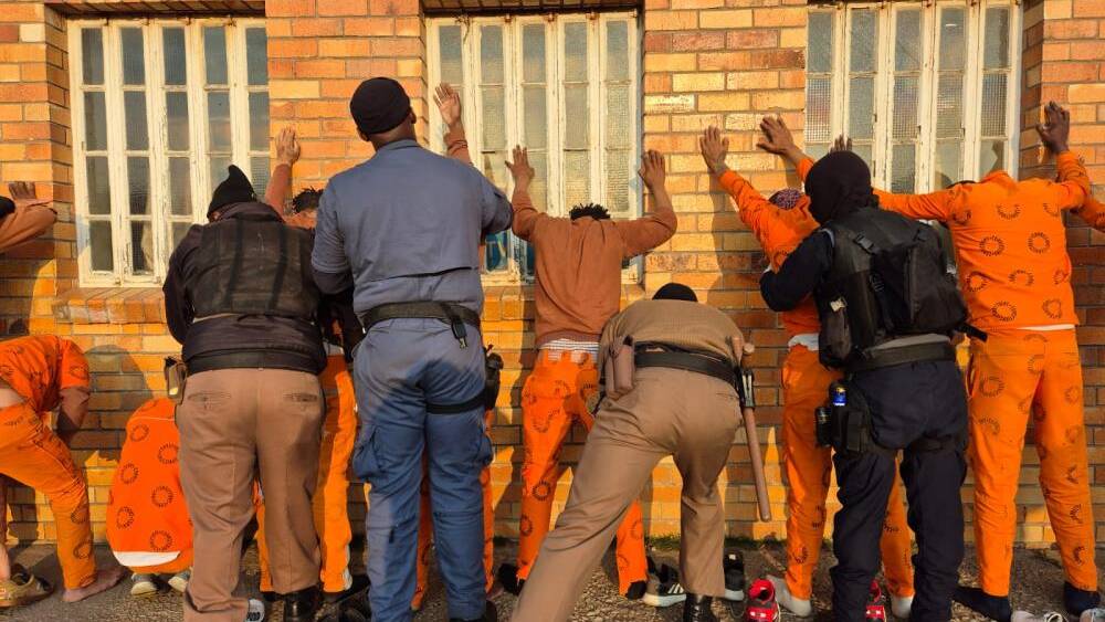 DCS Conducts Unannounced Raid at St Albans Correctional Centre