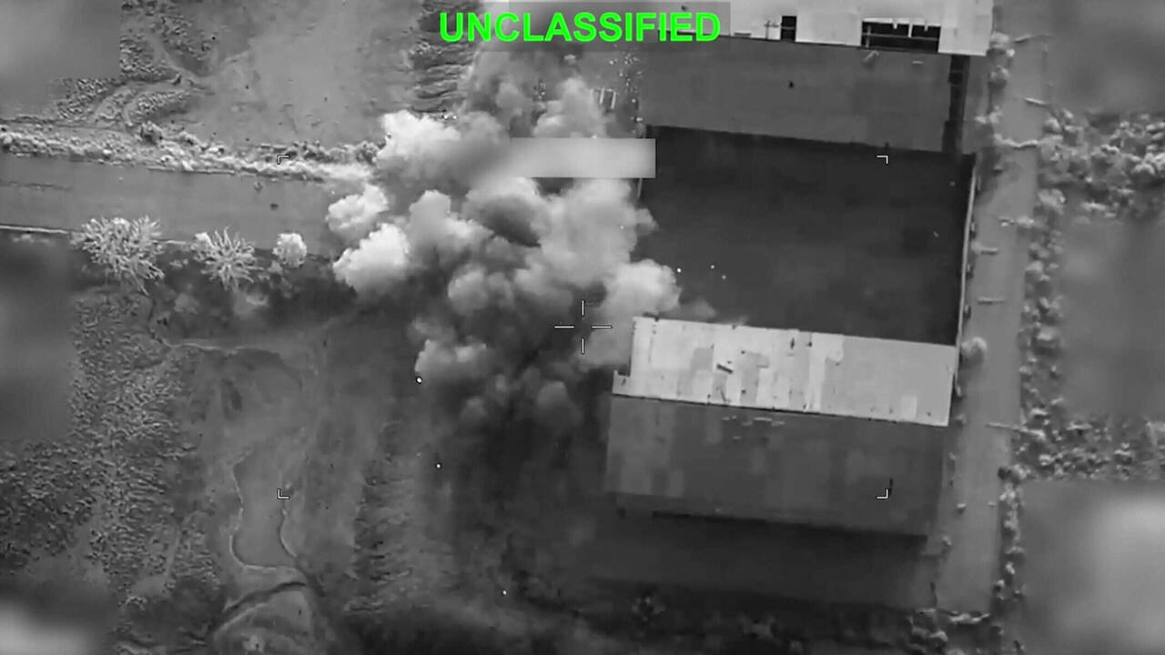 US reports &lsquo;wave of strikes&rsquo; on Iran as Middle East war returns
