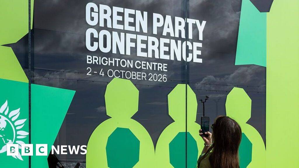 Green Party members back 'Zionism is racism' motion