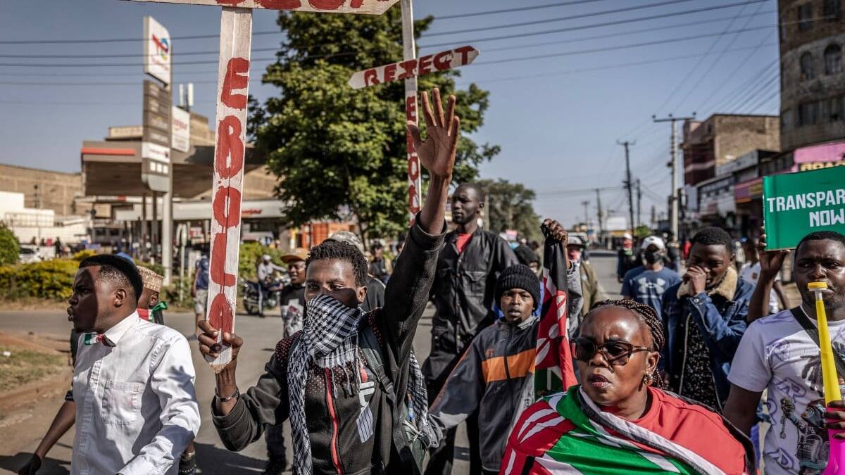 Kenyan police fire tear gas, make arrests at US Ebola centre protest