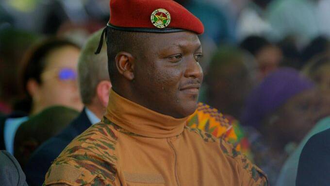 Burkina frees 2 journalists kidnapped last year