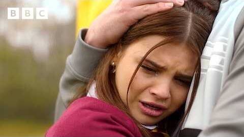 Donte&rsquo;s daughter takes things too far with her aggressive behaviour | Waterloo Road - BBC