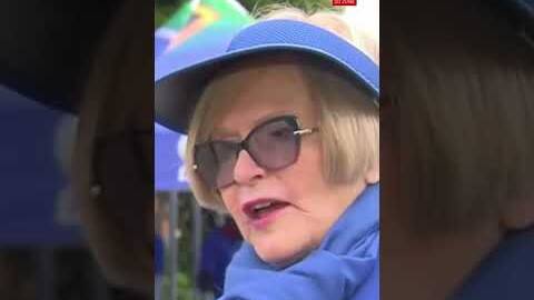 JHB mayoral candidate Helen Zille encourages voter registration