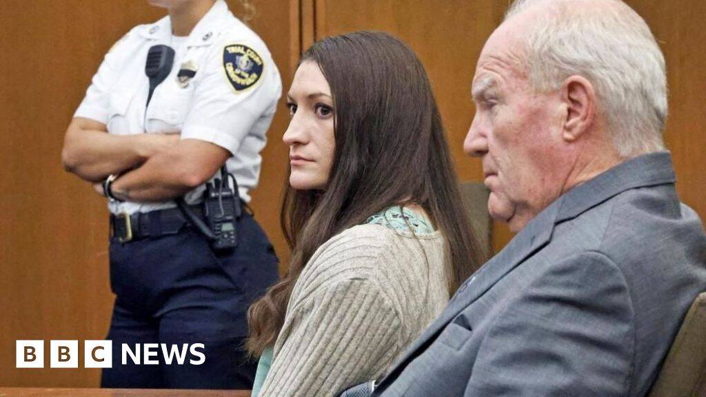 Mistrial declared in Lindsay Clancy murder case, after jury deadlocks