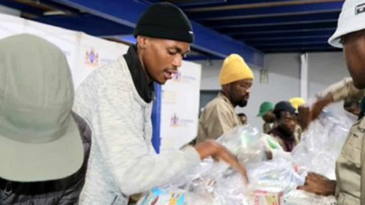 Gauteng takes a bite out of hunger, with food centre feeding more than 400 000