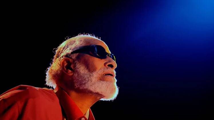 Jazz giant Sonny Rollins dies at 95