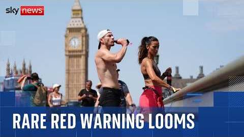Hundreds of schools close over heatwave - as rare red warning looms