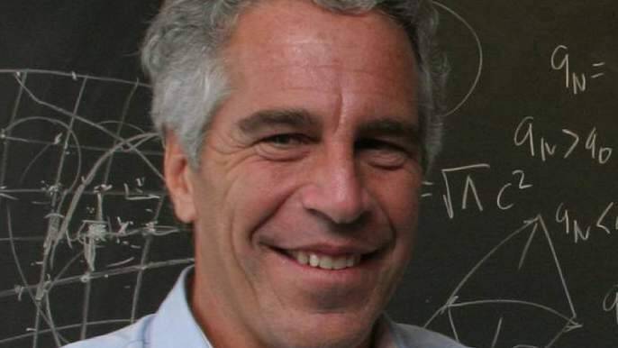 Ex-French model details &lsquo;a few stages&rsquo; that led her to Jeffrey Epstein bedroom
