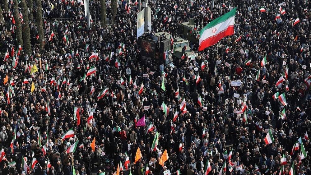 Trump weighs response to Iran crackdown