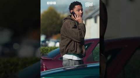 Falling for the boy from a rival crime family - BBC