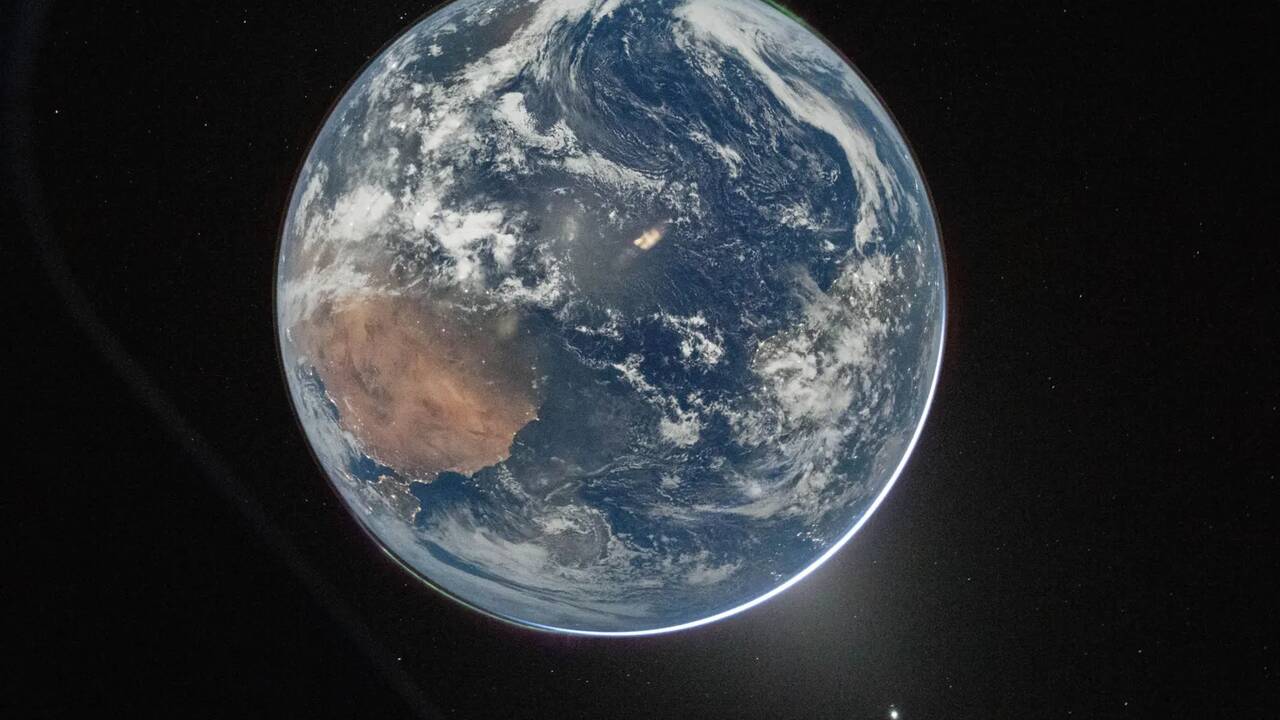 Artemis II crew take 'spectacular' image of Earth