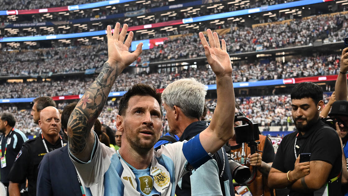 Messi bounces back from penalty miss to shatter World Cup goal record in Argentina victory
