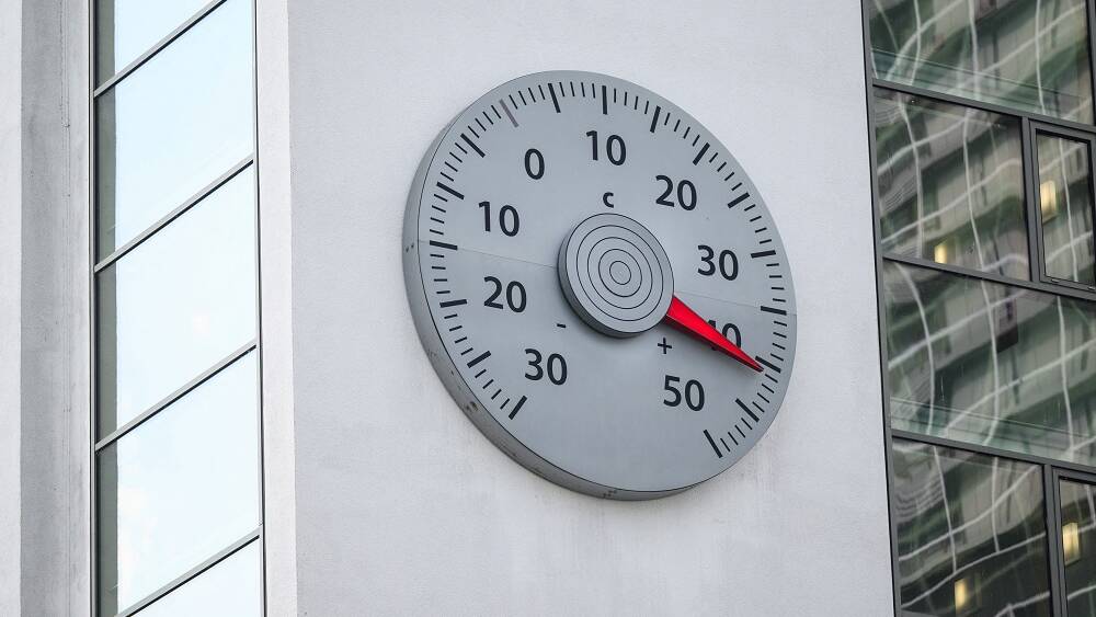 France records 1 000 excess deaths during record-breaking heatwave