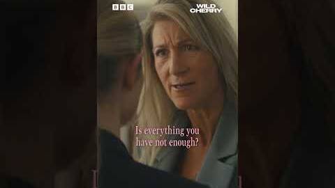 She took the blame for her friend's nude images scandal - BBC