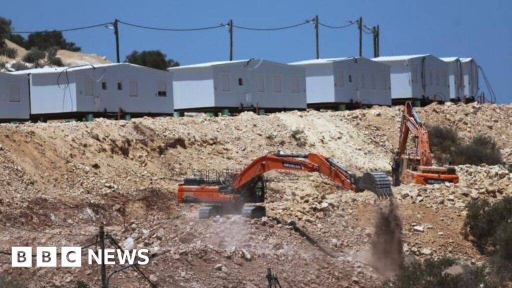 UK government expected to announce restrictions on trade with West Bank settlements