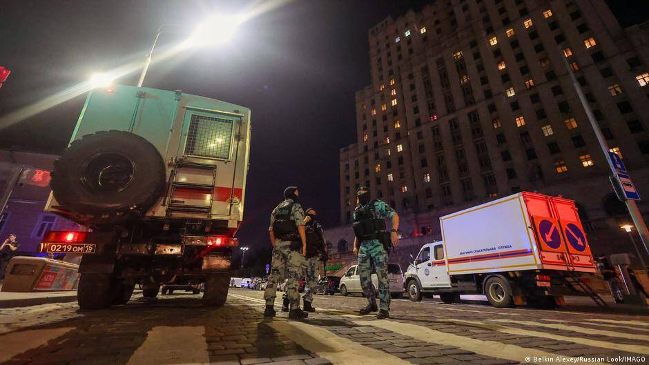 Homemade bomb goes off outside upscale Moscow restaurant