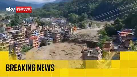 Nepal floods | Rescuers work to find hundreds of people still missing