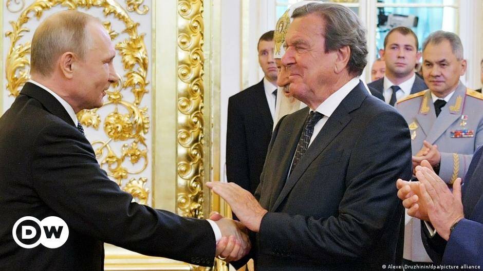 'No comment' after Schr&ouml;der named by Putin for Ukraine talks