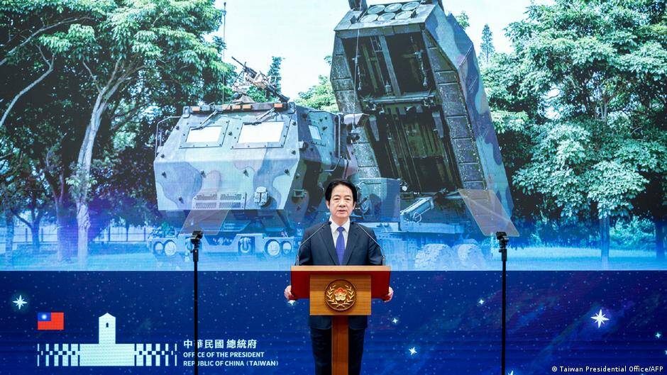 Taiwan president vows to defend country after China drills