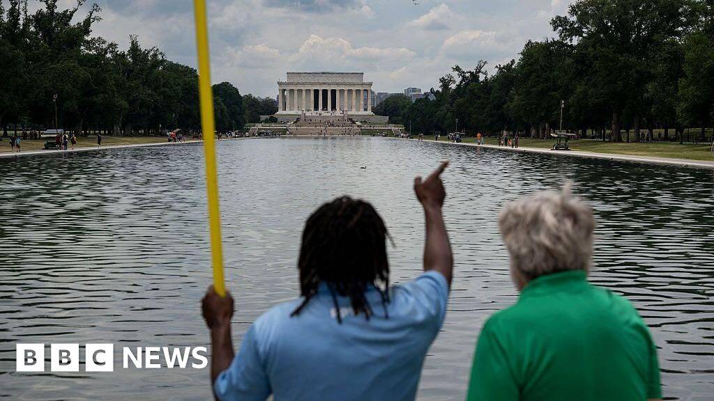 Reflecting Pool to be drained as Trump again blames 'vandals' for recent troubles